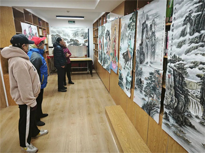 【新時(shí)代文明實(shí)踐】家門口的集市、藝術(shù)展，不出小區(qū)就能體驗(yàn)到多彩活動