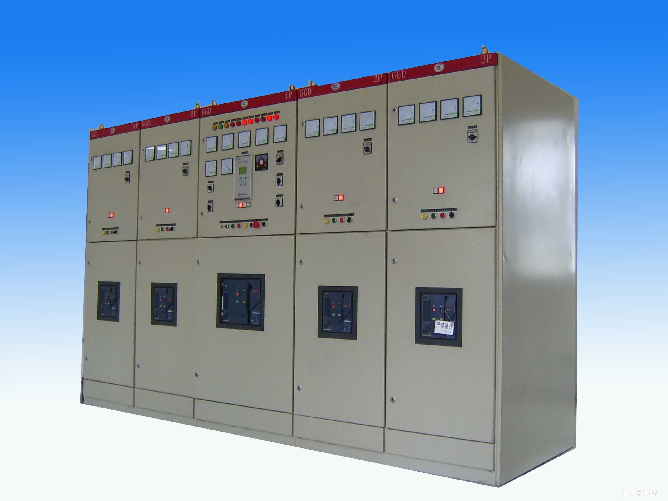 雙電源自動(dòng)切換柜 保障工程機(jī)械電氣設(shè)備持續(xù)運(yùn)行的穩(wěn)固基石